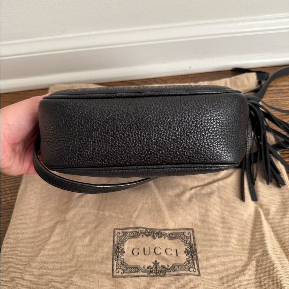 Gucci Black Pebbled Calfskin Small SoHo Disco Bag with Tassel - Picture 10 of 14